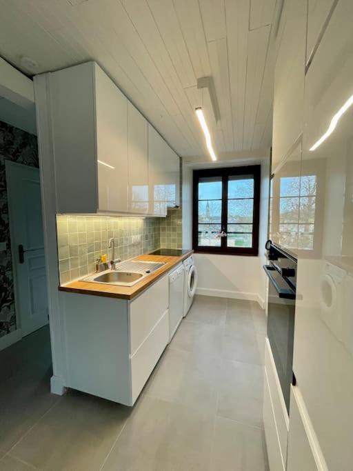 Appartement En Plein Centre Ville Milly-la-Foret Kültér fotó