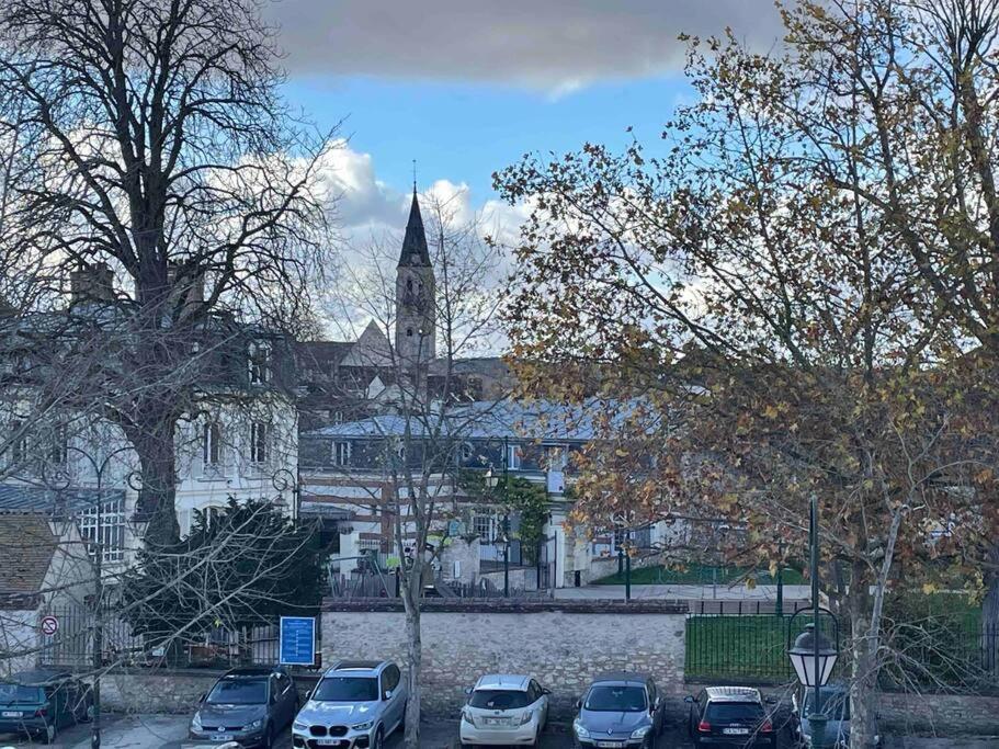 Appartement En Plein Centre Ville Milly-la-Foret Kültér fotó