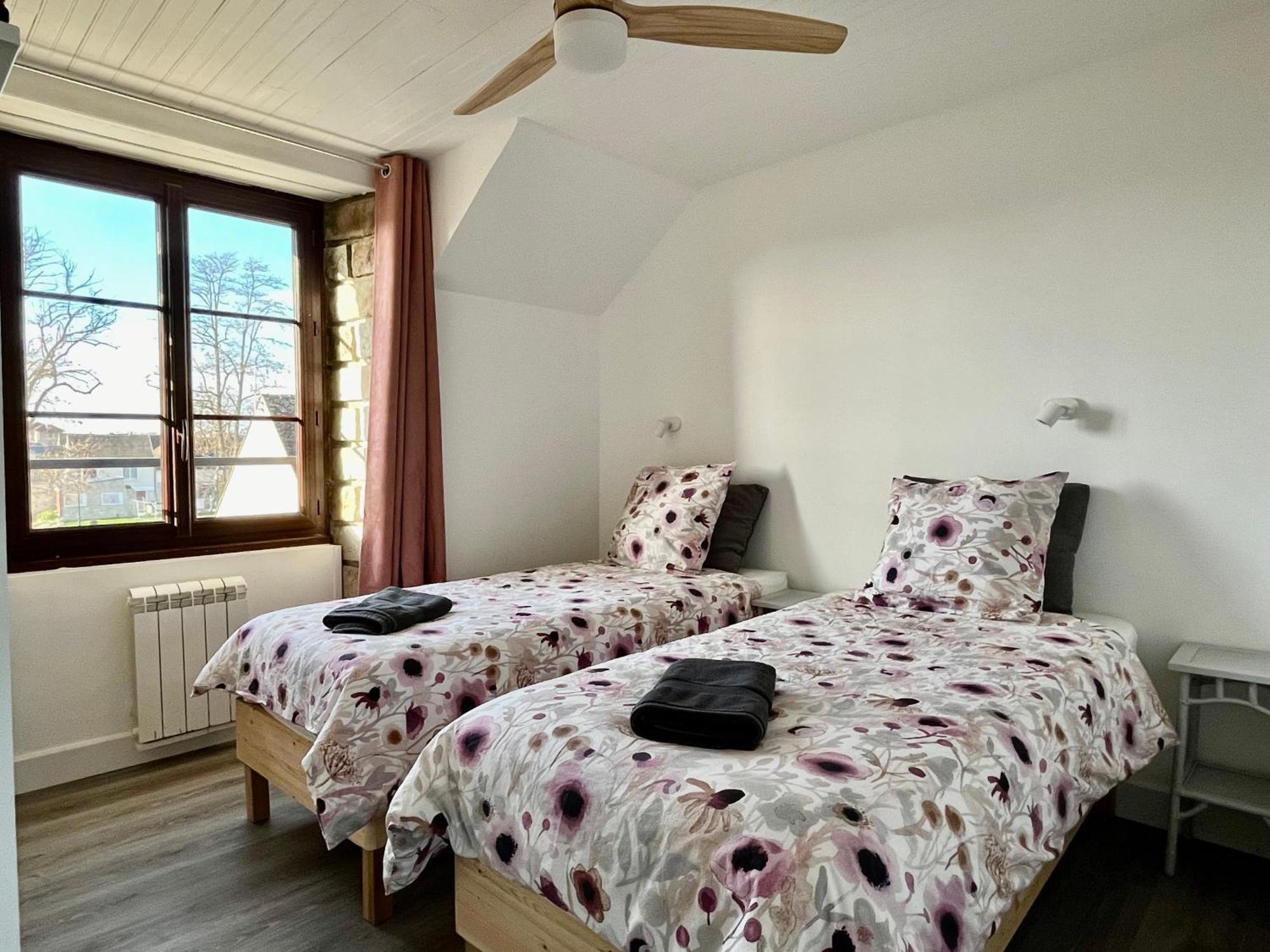 Appartement En Plein Centre Ville Milly-la-Foret Kültér fotó